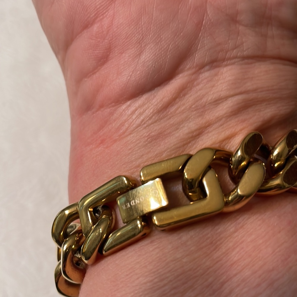 Chain initial bracelet - Picture 2 of 3
